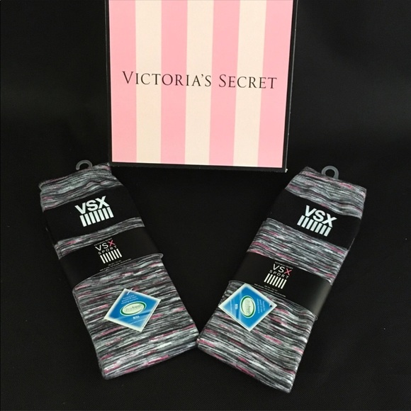 Victoria's Secret Other - 🆕🔥Victoria’s secret VSX SOCKS 2 pairs🔥